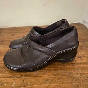 BOC By BORN Clogs Brown Leather Womens Sz 9
